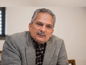 डा. बाबुराम भट्टराईद्वारा उम्मेदवारी फिर्ता