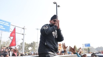 बालेन शाहको घरको गेट तोडियो, चोरीको आशंकामा प्रहरीले छानबिन अघि बढायो