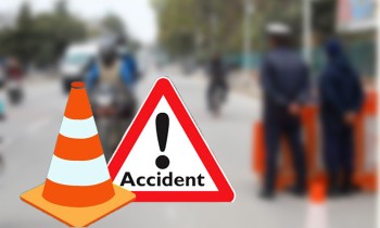 बूढानीलकण्ठमा मोटरसाइकल र स्कुटर एक आपसमा ठोक्किँदा दुई जनाको ज्यान गयो, तीन जना घाइते