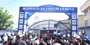 एन्फा कार्यालय अगाडि फुटबल खेलाडीहरूको धर्ना