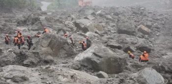 बाढीमा मृत्यु हुनेको संख्या १ हजार ३६६ पुग्यो, १०२ जनाको मात्रै शव हस्तान्तरण