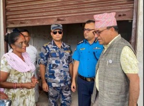 रौतहटमा ग्याँसको आपूर्ति अवस्था बुझ्न प्रशासनको आकस्मिक छड्के अनुगमन