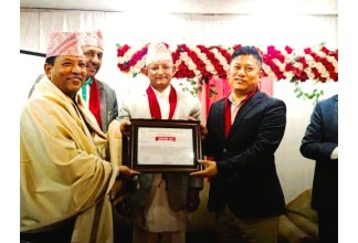 उपभोक्ता अधिकार संरक्षणमा योगदान दिने पर्साका पत्रकार अजित कुमार भुजेल सहित ११ जना सम्मानित