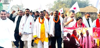 प्रसौनी बिर्तामा एमालेको चुनावी भेला तथा घरदैलो सम्पन्न ,यो निर्वाचन देश बनाउने र देशलाई ध्वस्त पार्ने शक्तिबीचको प्रतिस्पर्धा हो - प्रदिप यादव