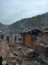 प्यूठानमा भीषण आगलागी : एक दर्जनभन्दा बढी घरगोठ नष्ट, ८९ चौपाया मरे 