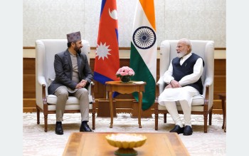 सभापति लामिछानेले नरेन्द्र मोदीलाई दिए नेपाल भ्रमणको निम्तो