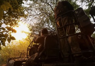 अमेरिका पुनः युक्रेनलाई सैन्य सहायता दिन तयार