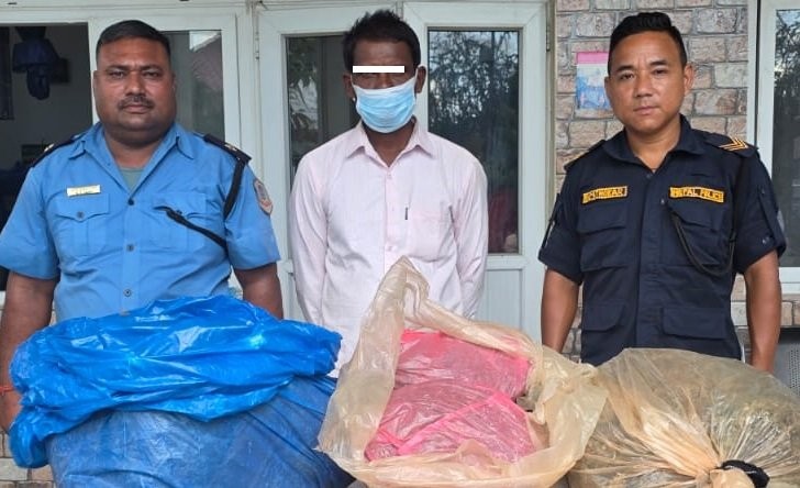 बाराबाट २२ किलो लागुऔषध गाँजासहित एक जना पक्राउ