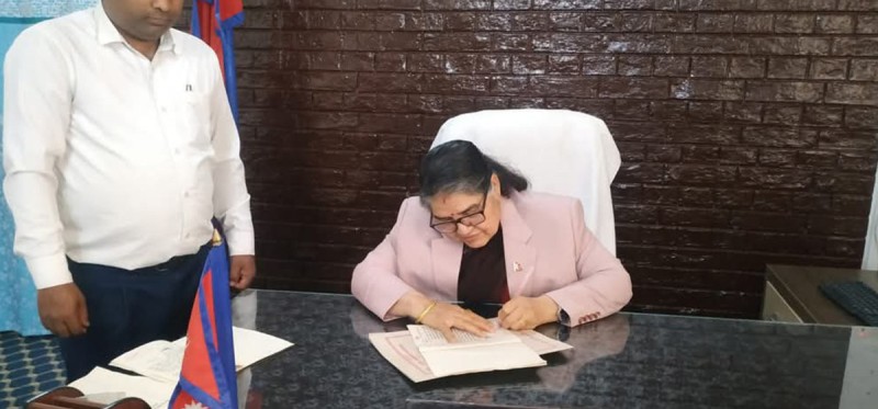 मधेस प्रदेश प्रमुखद्वारा तीन महत्त्वपूर्ण विधेयक प्रमाणीकरण