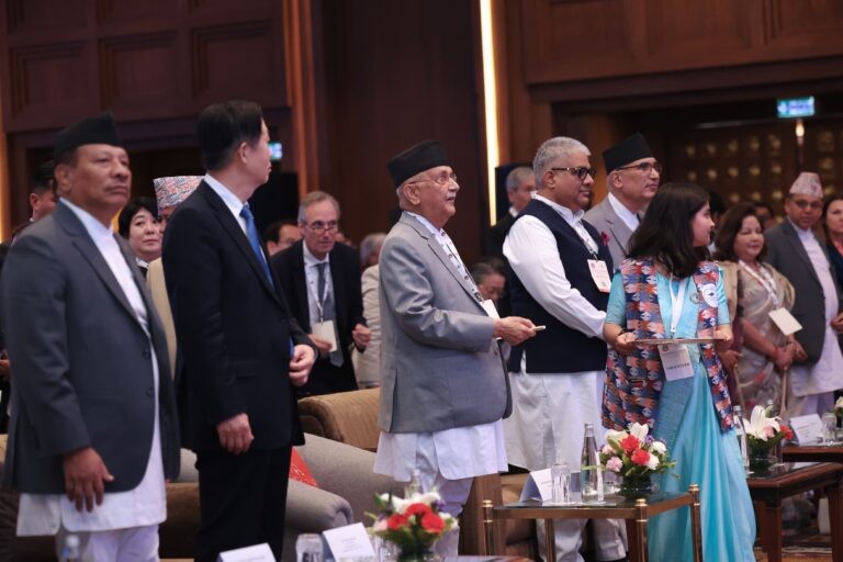 सगरमाथा संवादमा प्रधानमन्त्री ओलीद्वारा गरियो उद्घाटन 