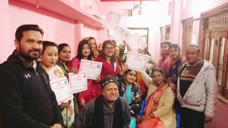  ब्युटिसियन तालिम सम्पन्न, तालिममा सिकेका सीप ब्यवहारमा ल्याउन अध्यक्ष गुप्ताको आग्रह 