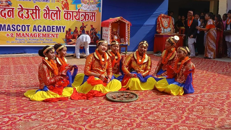 मस्कट एकेडेमी+२ मा अन्तर सदन देउसी भैलो कार्यक्रम सम्पन्न, संस्कृति संरक्षणमा युवा पुस्ताको भूमिका महत्वपूर्ण रहेको वडा अध्यक्ष चौरसियाको भनाइ