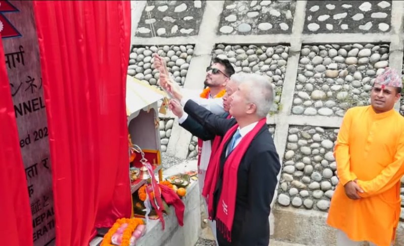 नागढुङ्गा-सिस्नेखोला सुरुङमार्ग उदघाटन, परीक्षणकालमा अत्यावश्यक सवारीलाई मात्रै अनुमति