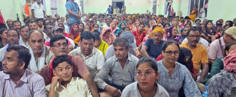 सरकारसँग सहमति नजुट्दा निजगढमै रोकियो मिटरब्याज पीडितको न्याय मार्च
