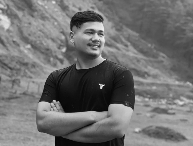 मोटरसाइकल  आपसमा ठोक्किँदा स्ववियु सभापतिसहित दुई युवाको मृत्यु