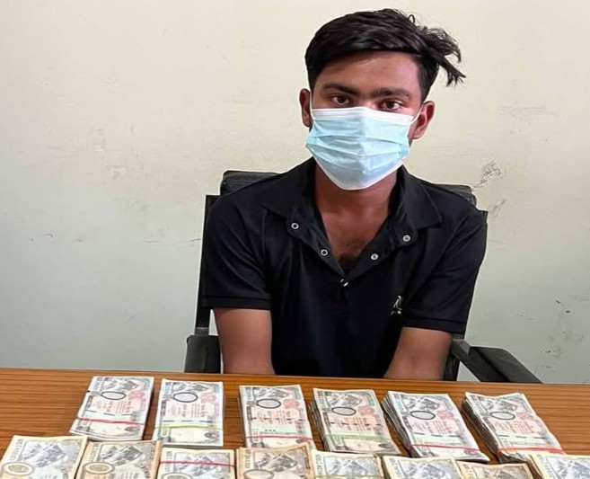 रौतहटबाट साढे ६ लाखभन्दा बढी रुपैयाँसहित एक भारतीय नागरिक पक्राउ