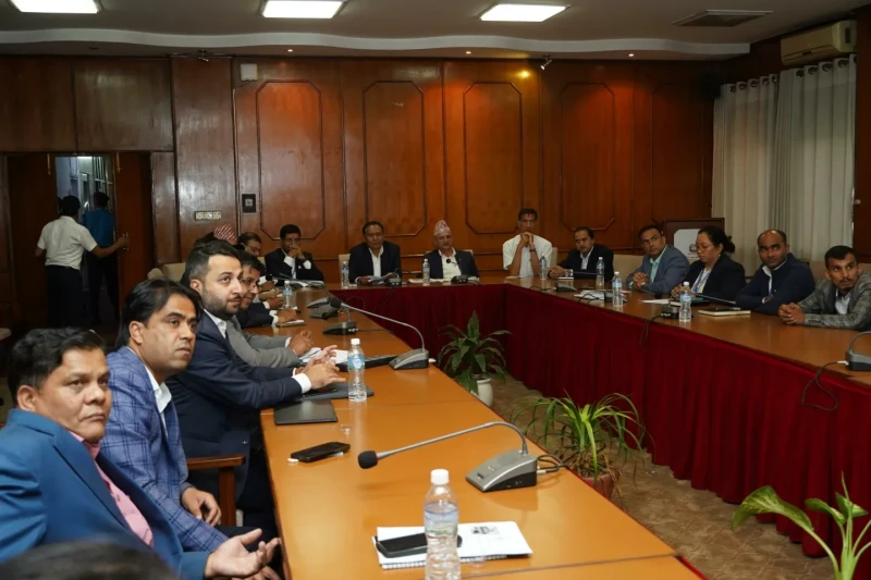 नेपालको विकास निर्माणमा नयाँ लहरः मन्त्री घिसिङले ४०० ठेक्का तोड्ने तयारी