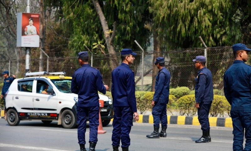 यात्रुलाई दुःख दिने १८ जना विमानस्थलबाट नियन्त्रणमा