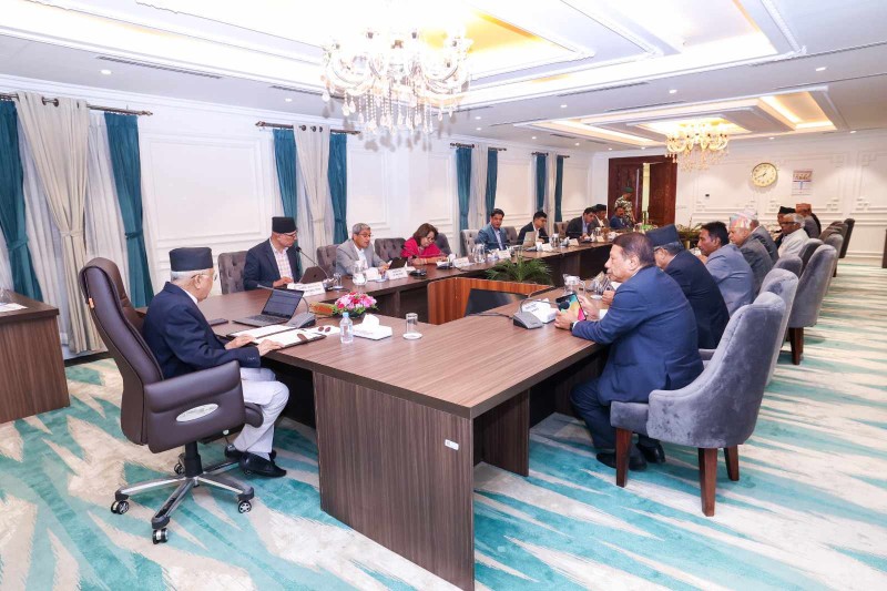 मन्त्रिपरिषद् बैठक स्थगित