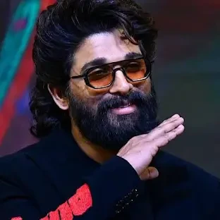 ‘पुष्पा’ का  अभिनेता अल्लु अर्जुन पक्राउ परे