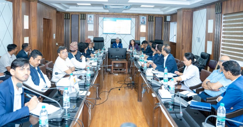 सुख्खा संकटग्रस्त मधेश प्रदेशको राहतमा तत्काल जुट्न ऊर्जामन्त्री खड्काको निर्देशन