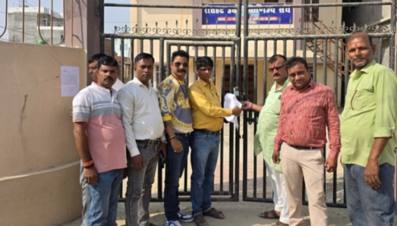 रौतहट उद्योग वाणिज्य सङ्घमा तालाबन्दी