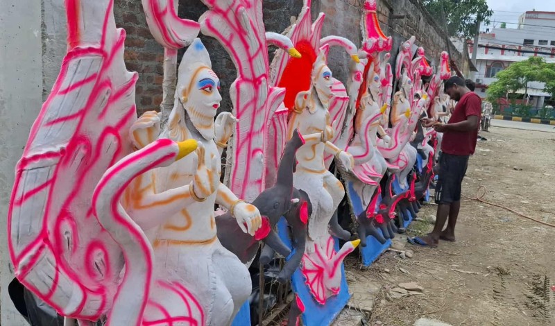 आन्दोलनको प्रभाव : मूर्तिकार प्रभावित, विश्वकर्मा पूजाका मूर्तिको अर्डर आएन