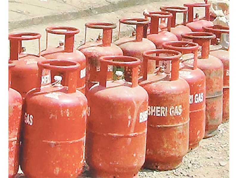 खाना पकाउने एलपी ग्यासको मुल्यमा १२ रूपैयाँले बृद्धि