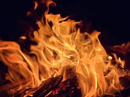 विद्युत् सट भई आगलागी हुँदा महोत्तरीमा १० लाखभन्दा बढीको क्षति