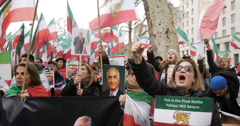 इरानमा सरकारविरुद्ध व्यापक विद्यार्थी प्रदर्शन, अमेरिका–इरान तनाव चर्किँदै