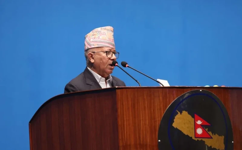 सांसद पदबाट निलम्बित भए पूर्वप्रधानमन्त्री माधवकुमार नेपाल