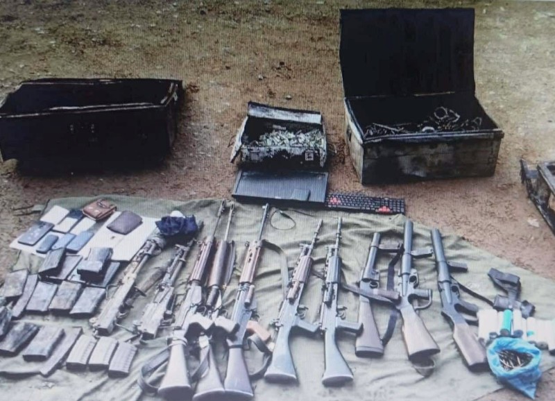 नेपाली सेनाद्वारा १३५ नाल हतियार बरामद