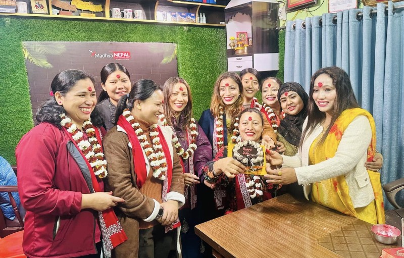मध्य नेपाल सन्देशद्वारा बधाई तथा सम्मान