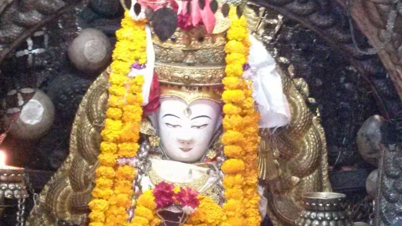 सेतो मच्छिन्द्रनाथको मन्दिरका लागि भारतद्वारा २४ किलो चाँदी हस्तान्तरण 