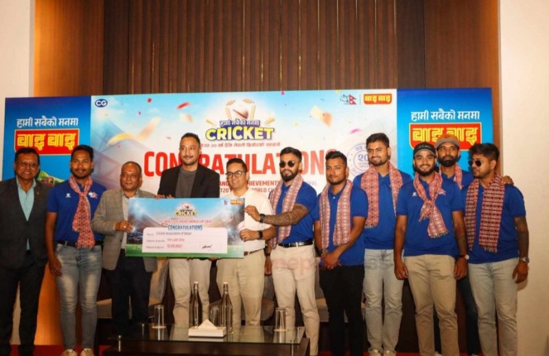 वाइवाइद्धारा क्यानलाई १० लाख प्रोत्साहन रकम हस्तान्तरण