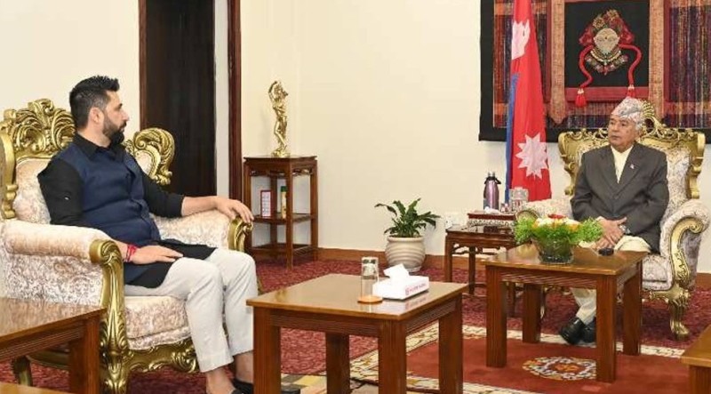 राष्ट्रपति पौडेल र रवि लामिछानेबीच शीतल निवासमा भेटवार्ता